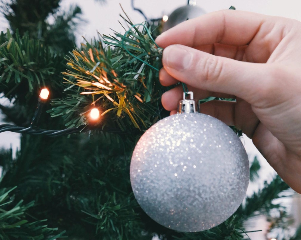 Make Christmas Memories with Stunning Ornaments